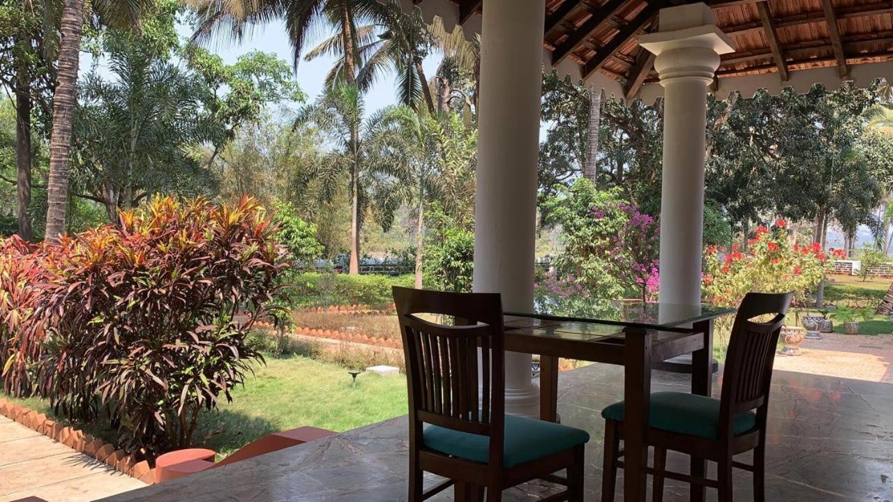Hotel The Postcard Cuelim, Goa Cansaulim Esterno foto
